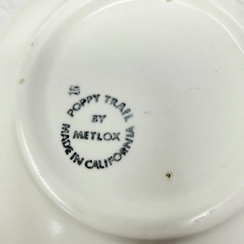 Metlox Poppy Trail California Blue Grape Pasta Bowls Set of 2 Scalloped 9.5 inch